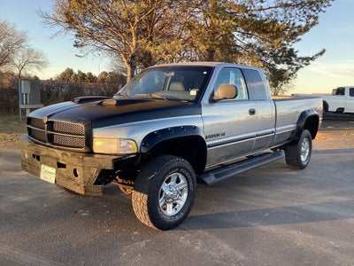 2001 Dodge Ram 2500 Base