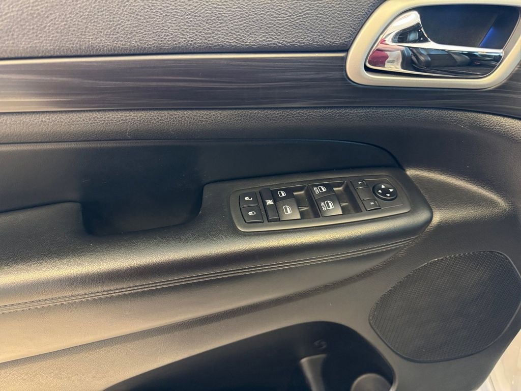 2021 Jeep Grand Cherokee Laredo X 4x4