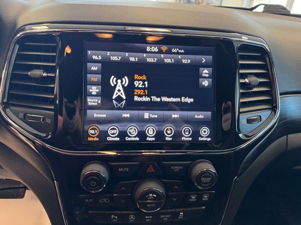 2021 Jeep Grand Cherokee Laredo X 4x4