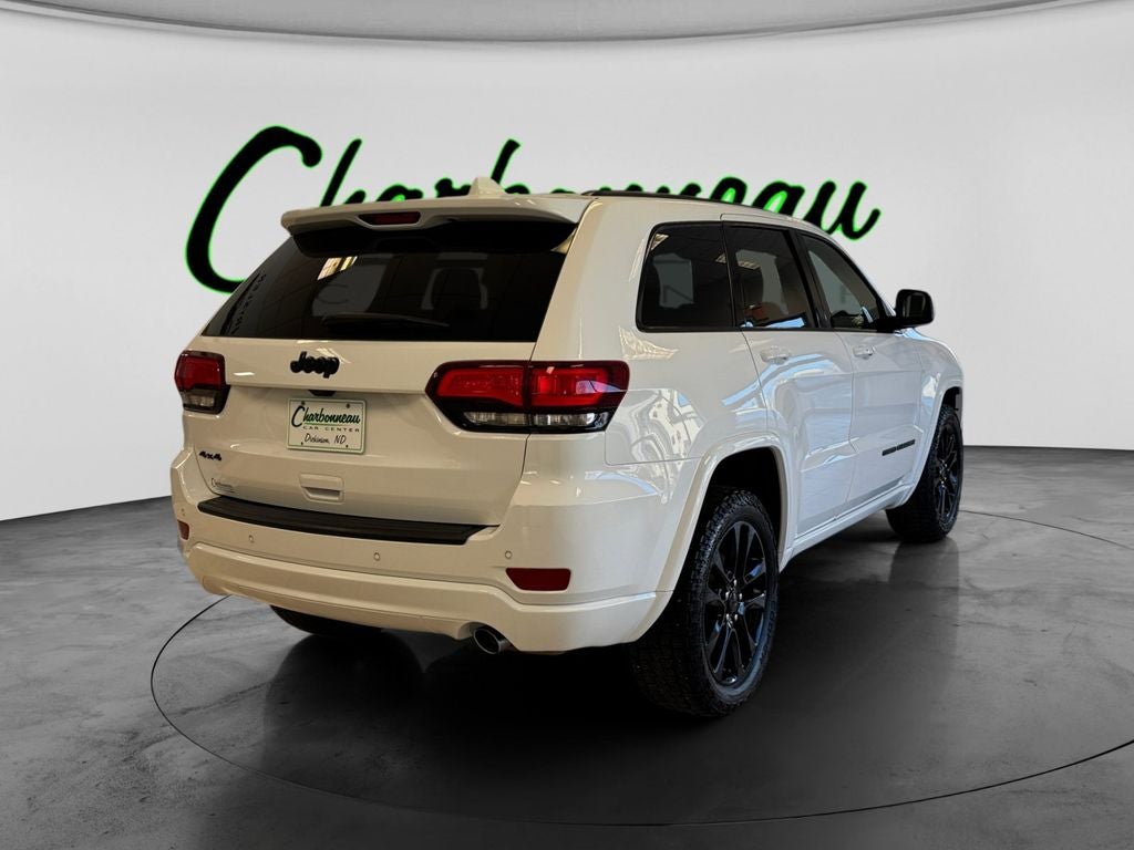 2021 Jeep Grand Cherokee Laredo X 4x4