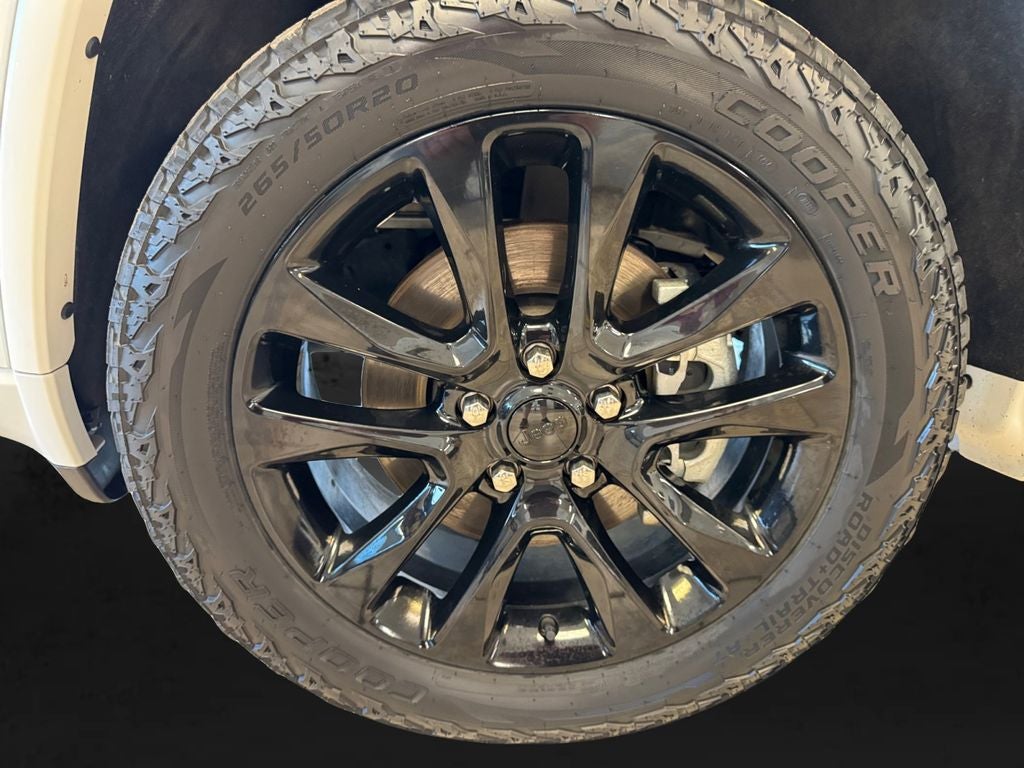 2021 Jeep Grand Cherokee Laredo X 4x4