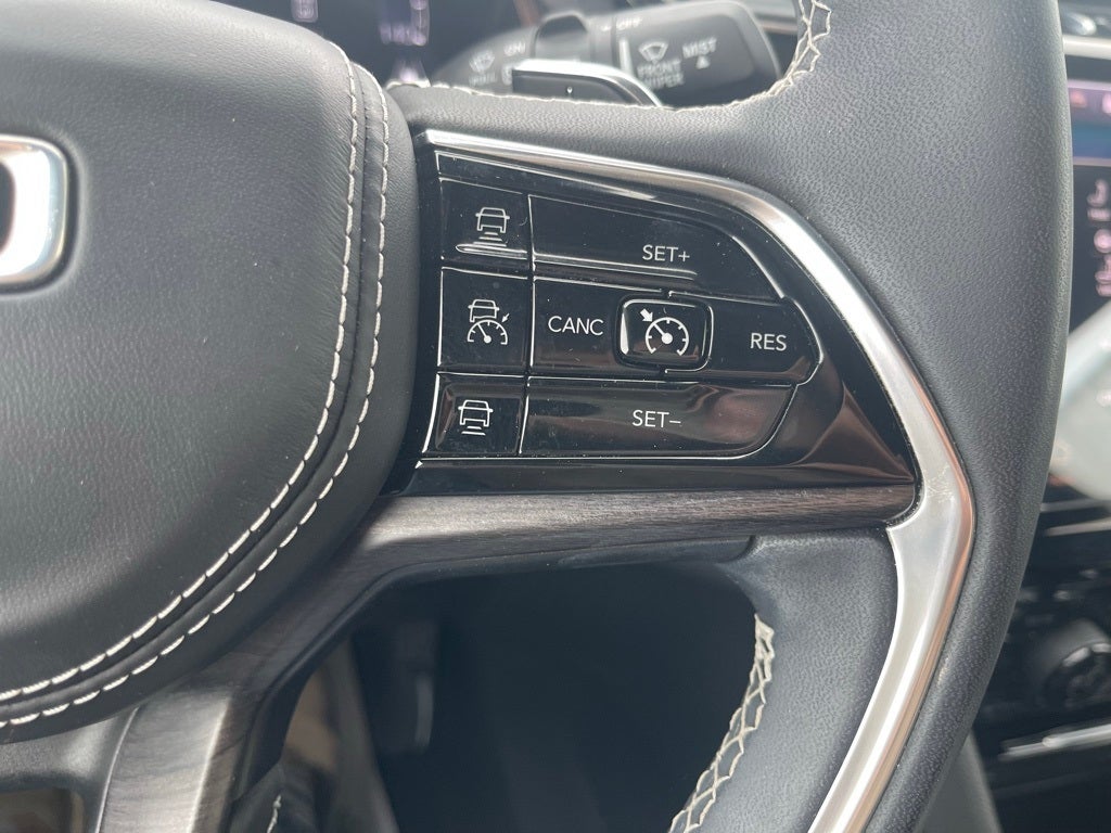 2023 Jeep Grand Cherokee L Overland 4x4