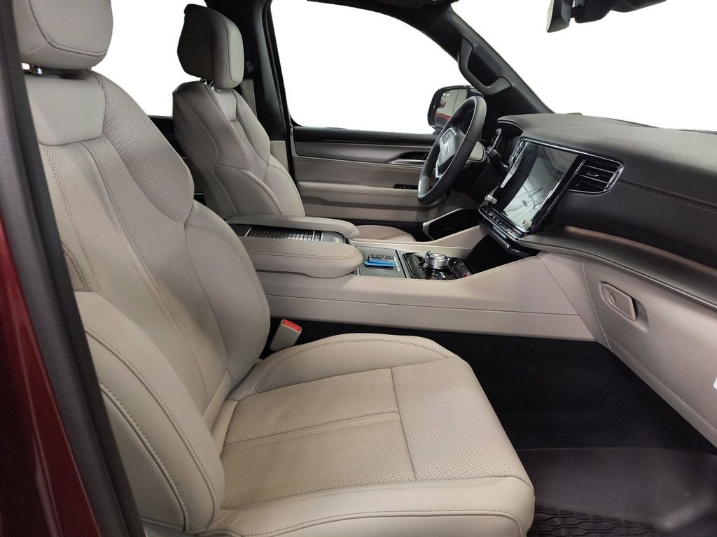 2025 Jeep Wagoneer L Series III 4x4