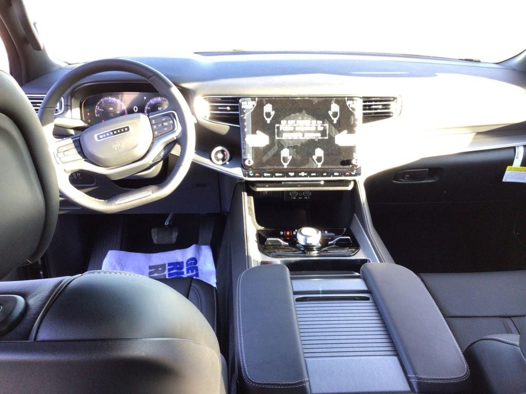 2025 Jeep Wagoneer L Series III