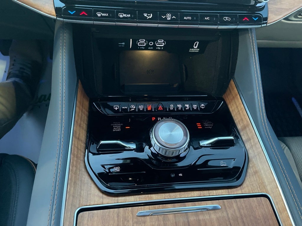 2024 Jeep Grand Wagoneer Series III 4x4