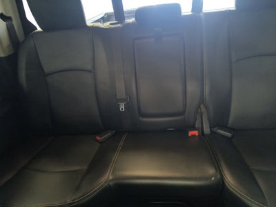 2017 RAM 1500 Laramie Crew Cab 4x4 6'4' Box
