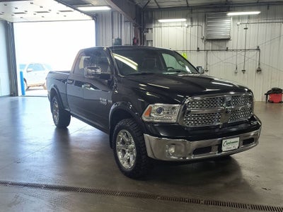 2017 RAM 1500 Laramie Crew Cab 4x4 6'4' Box