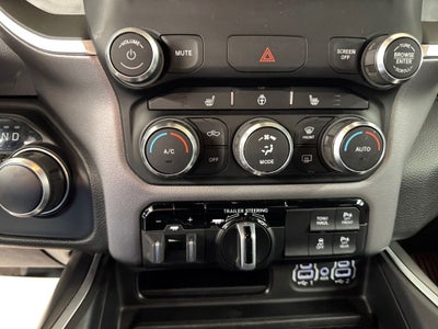 2022 RAM 1500 Big Horn Crew Cab 4x4 5'7' Box