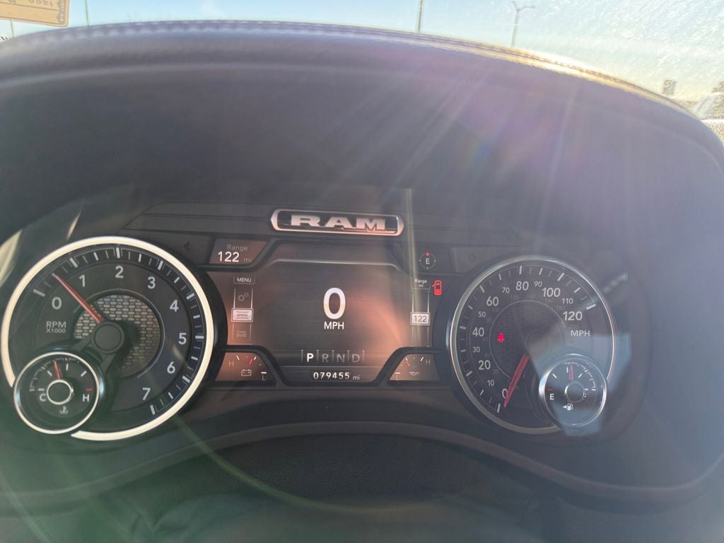 2022 RAM 1500 Laramie Crew Cab 4x4 5'7' Box