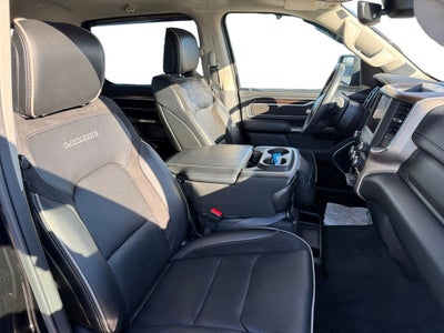 2022 RAM 1500 Laramie Crew Cab 4x4 5'7' Box