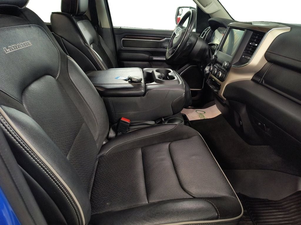 2022 RAM 1500 Laramie Crew Cab 4x4 5'7' Box