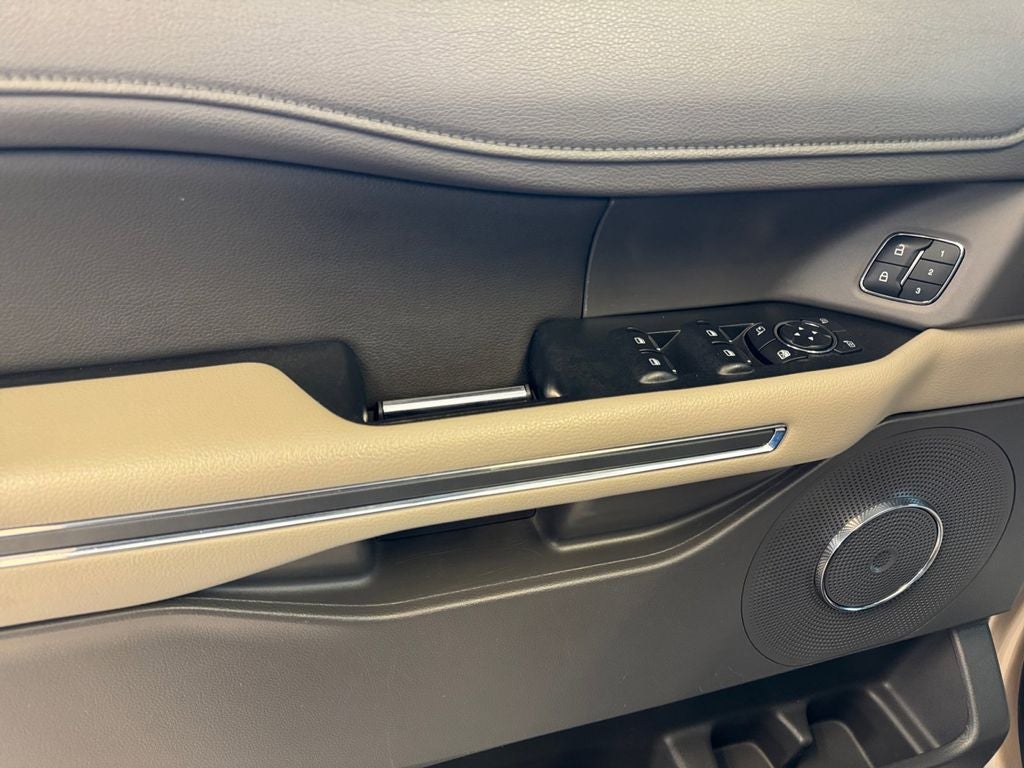 2020 Ford Expedition XLT MAX