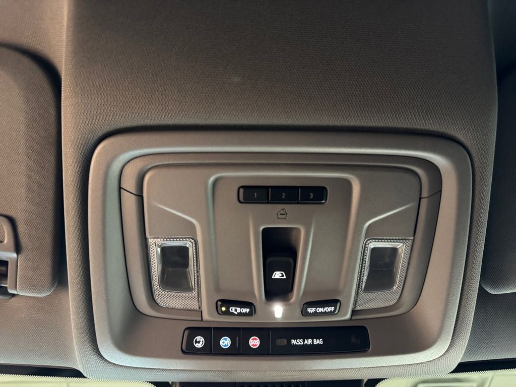2023 Chevrolet Silverado 1500 4WD Crew Cab Standard Bed LT