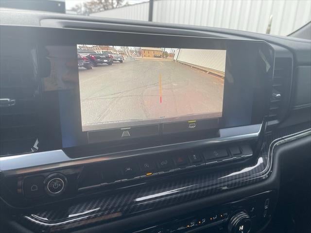2023 Chevrolet Silverado 1500 4WD Crew Cab Short Bed RST