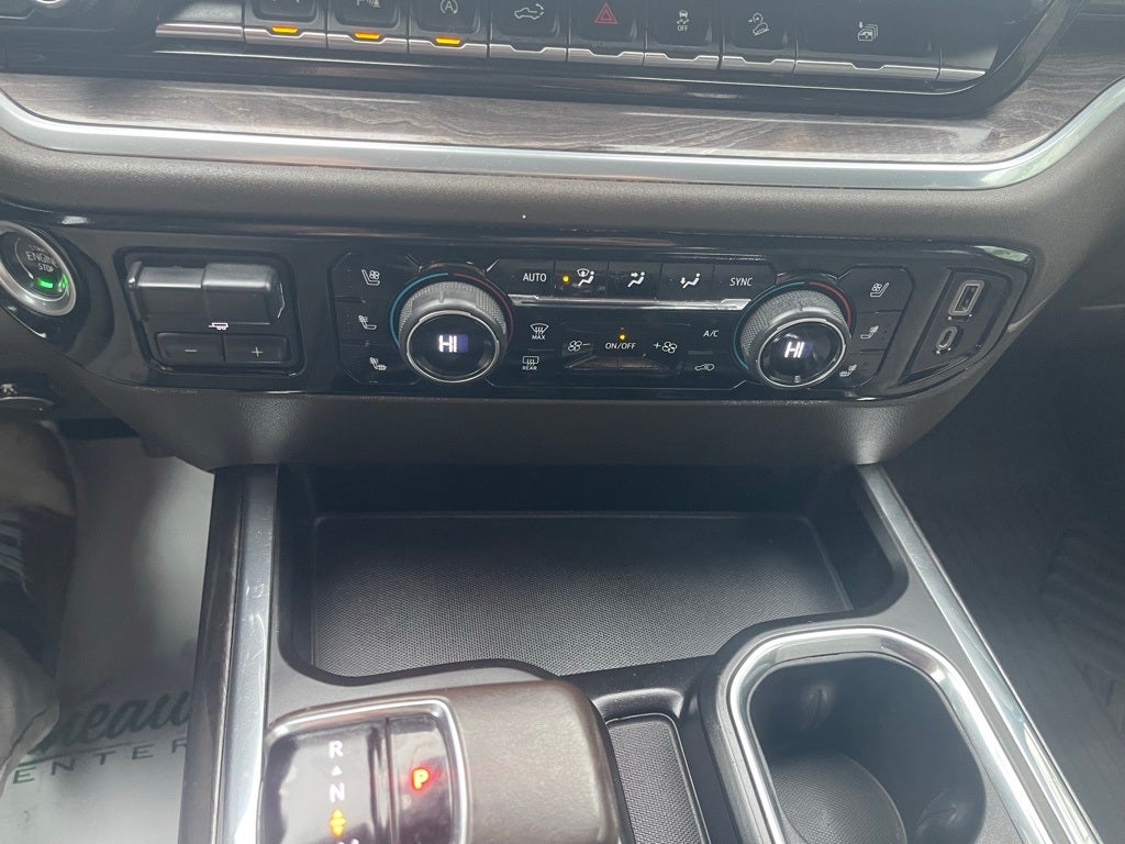 2022 Chevrolet Silverado 1500 4WD Crew Cab Short Bed LTZ