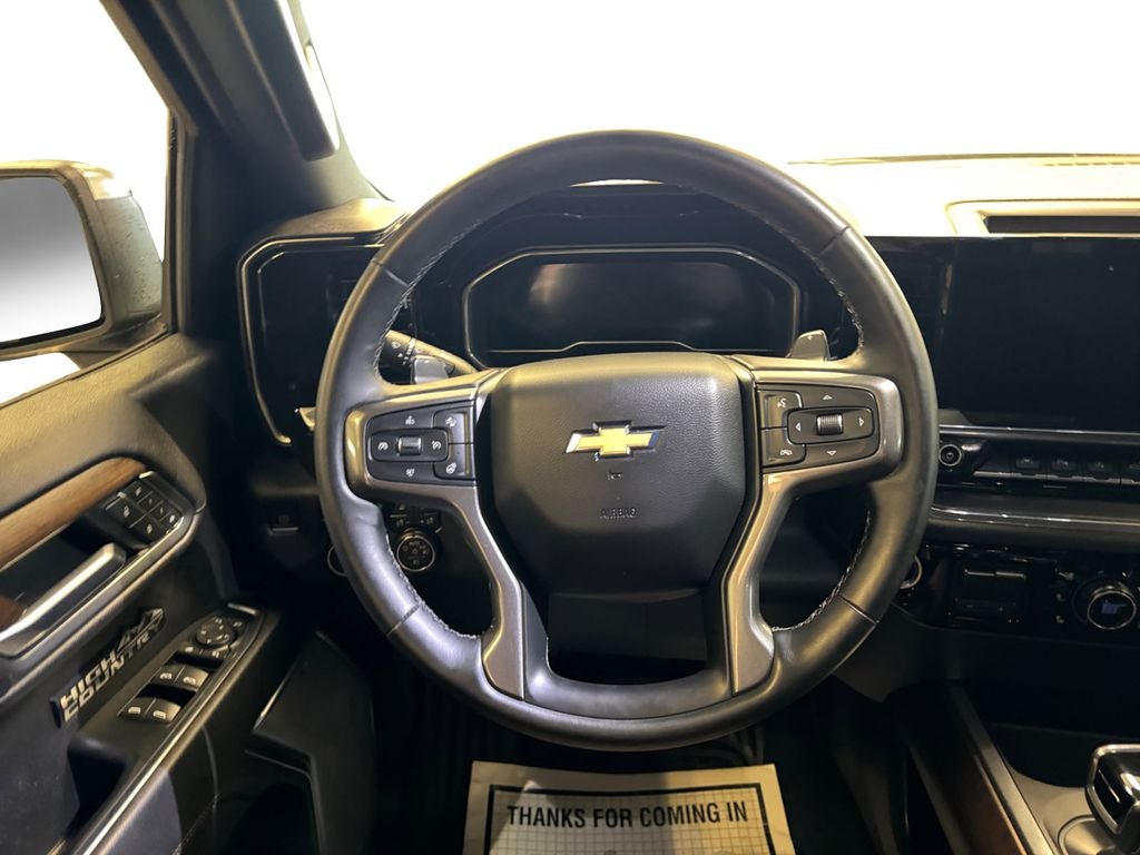 2023 Chevrolet Silverado 1500 4WD Crew Cab Short Bed High Country