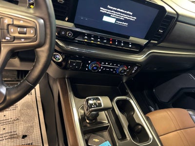 2023 Chevrolet Silverado 1500 4WD Crew Cab Short Bed High Country