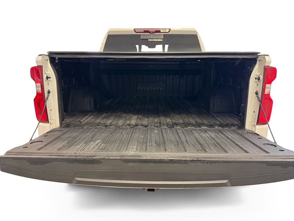 2023 Chevrolet Silverado 1500 4WD Crew Cab Short Bed High Country