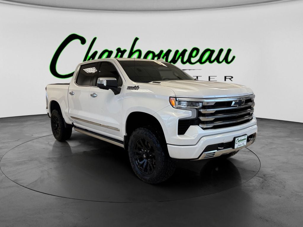 2023 Chevrolet Silverado 1500 4WD Crew Cab Short Bed High Country