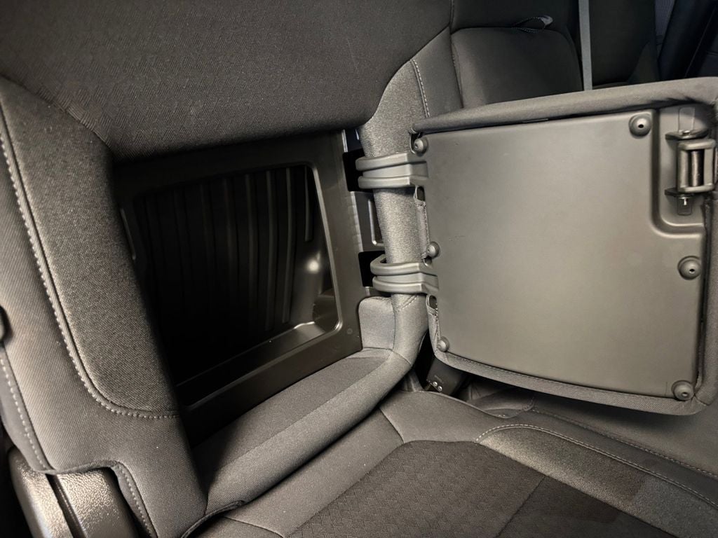 2021 Chevrolet Silverado 1500 4WD Crew Cab Standard Bed RST