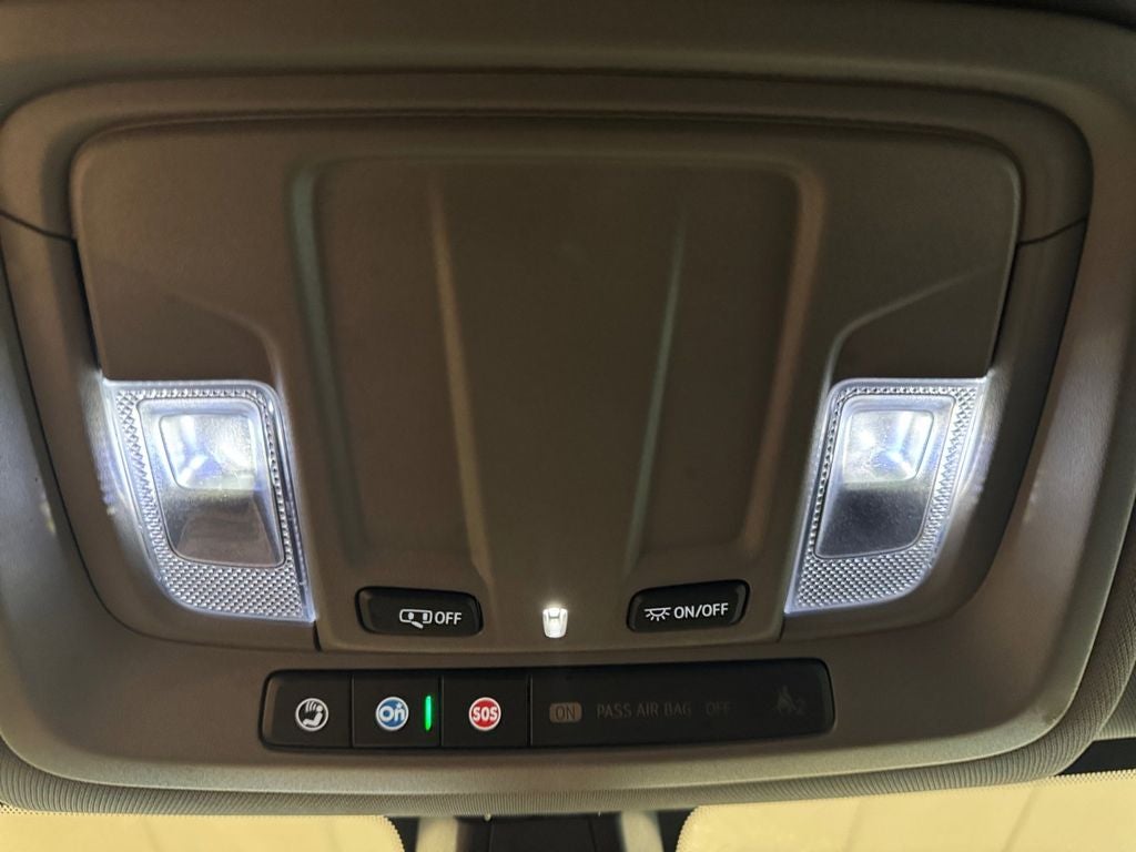 2021 Chevrolet Silverado 1500 4WD Crew Cab Standard Bed RST