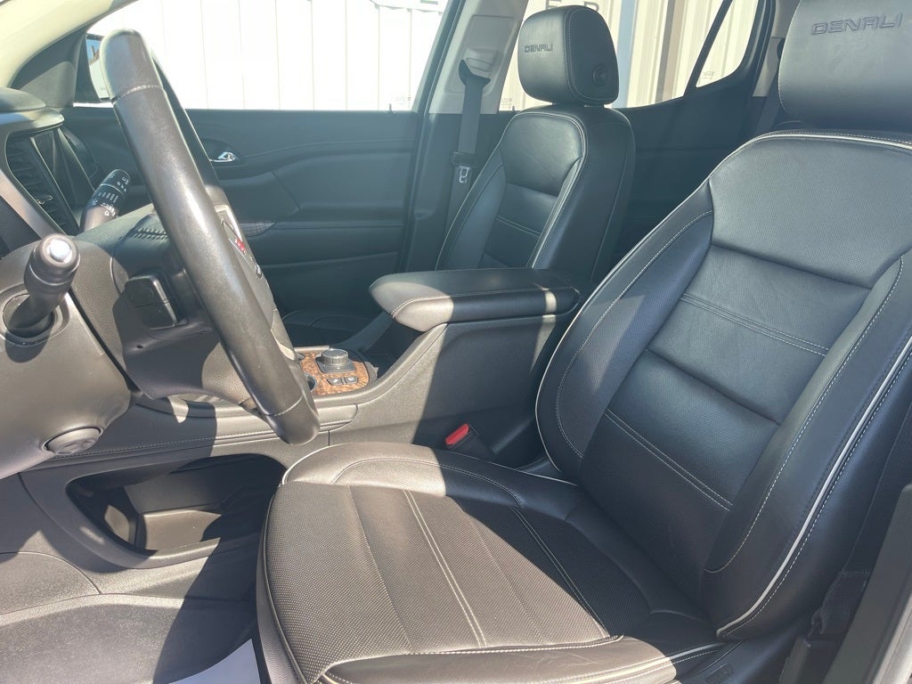 2020 GMC Acadia AWD Denali