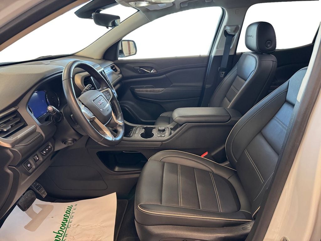 2022 GMC Acadia AWD Denali