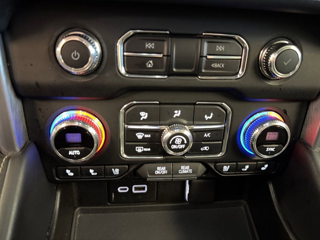 2021 GMC Yukon 4WD SLT