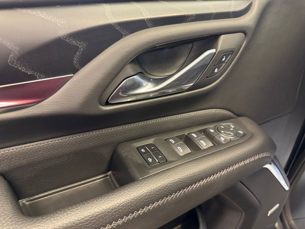 2023 GMC Yukon 4WD Denali