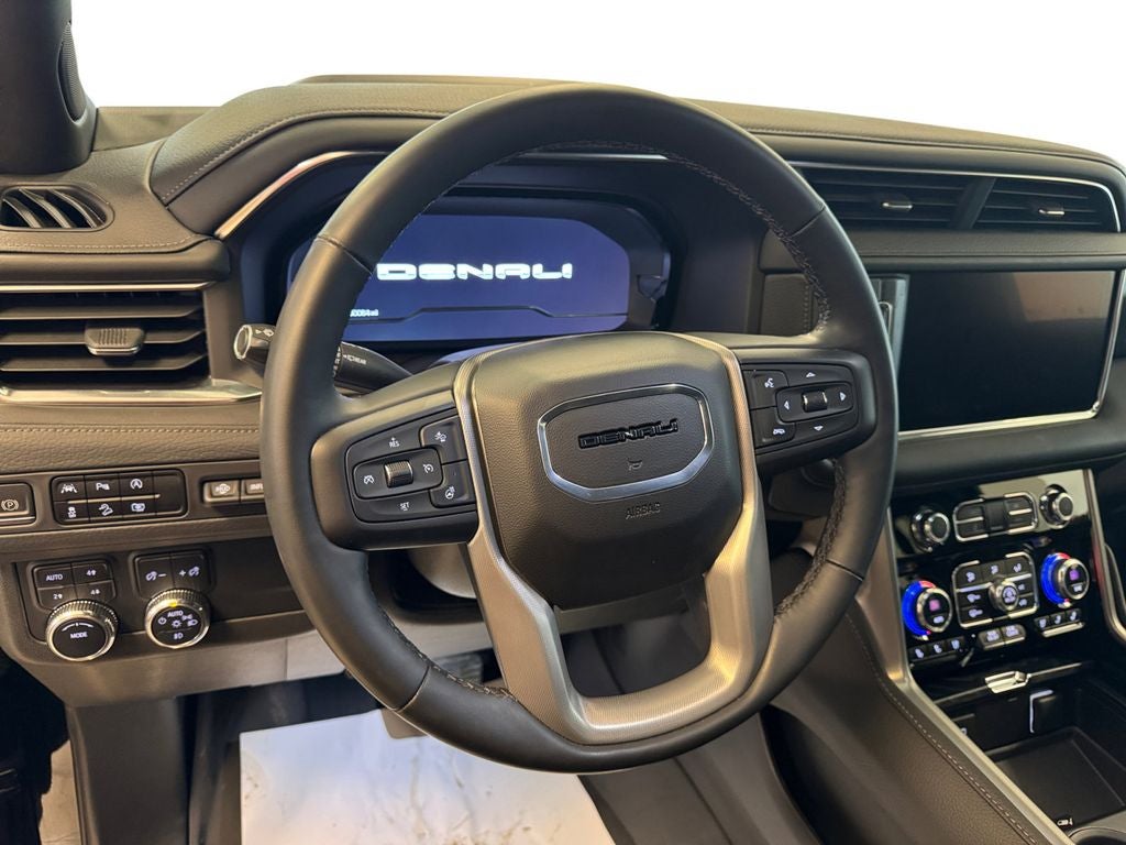 2023 GMC Yukon 4WD Denali