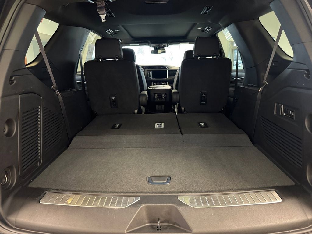 2023 GMC Yukon 4WD Denali