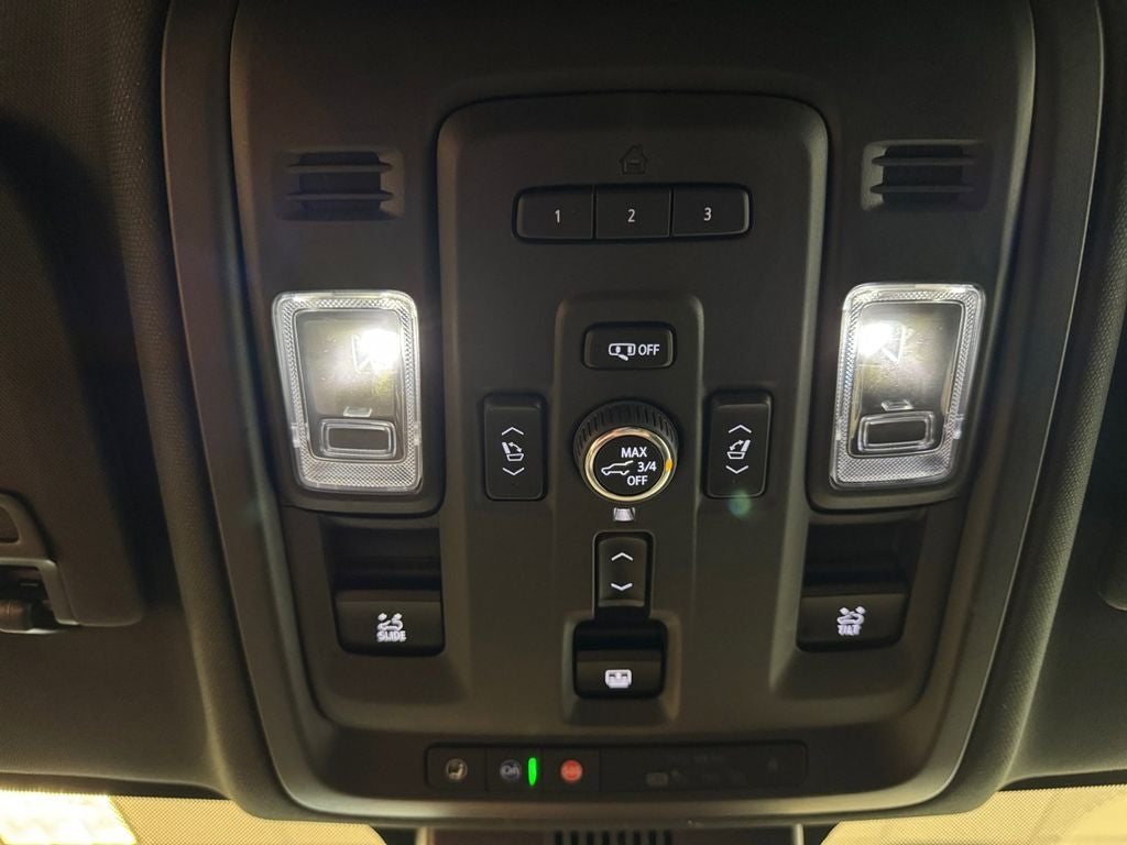 2023 GMC Yukon 4WD Denali