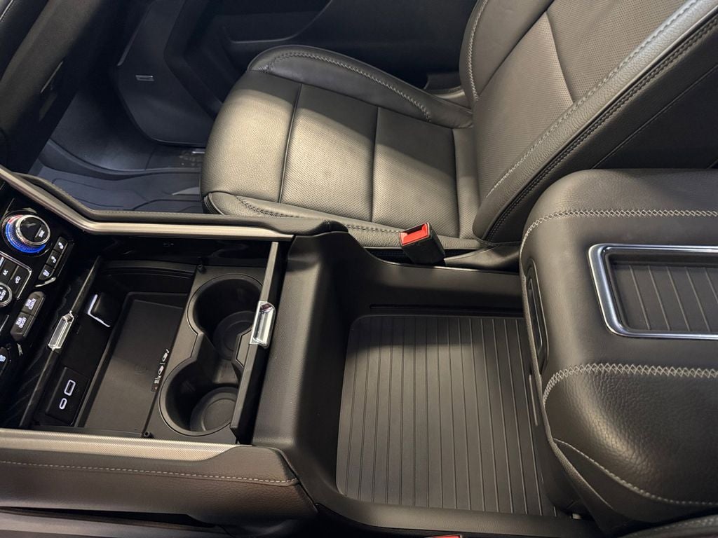 2023 GMC Yukon 4WD Denali