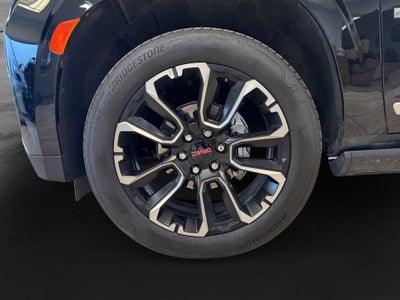 2023 GMC Yukon 4WD Denali