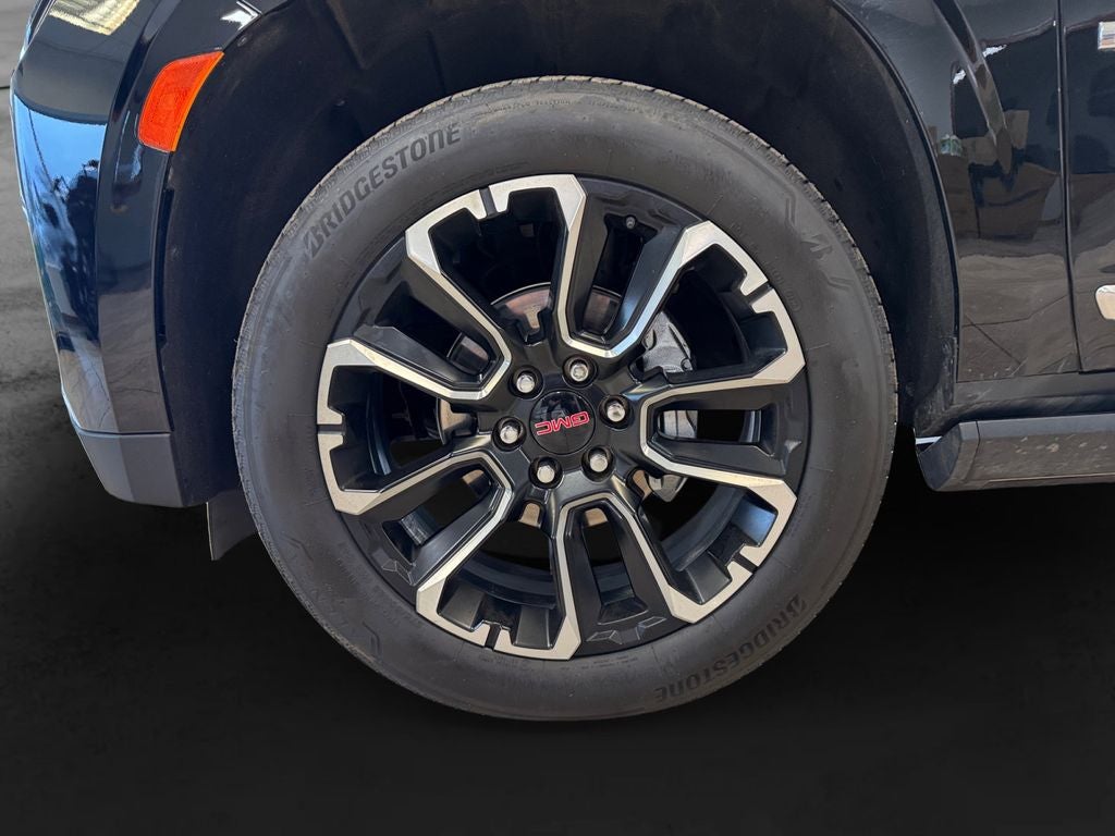 2023 GMC Yukon 4WD Denali