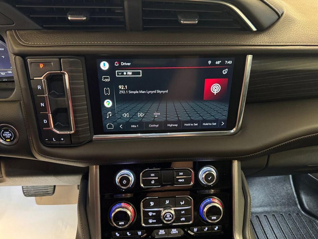 2022 GMC Yukon 4WD Denali