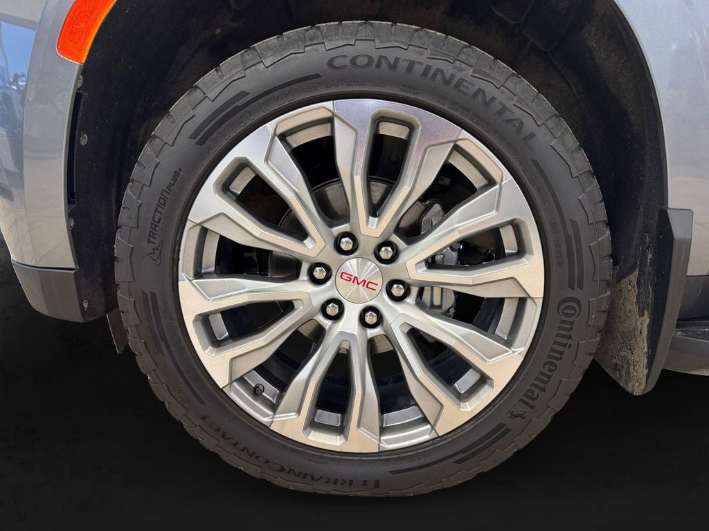 2022 GMC Yukon 4WD Denali