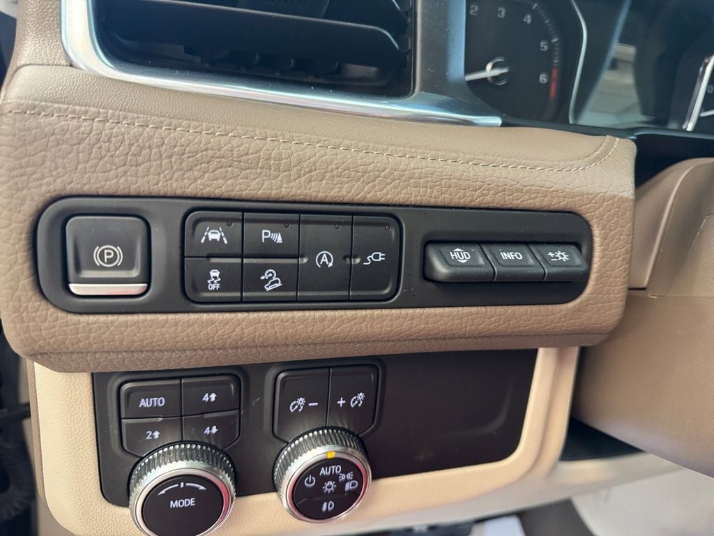 2021 GMC Yukon 4WD Denali
