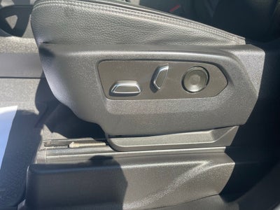 2022 GMC Yukon 4WD Denali