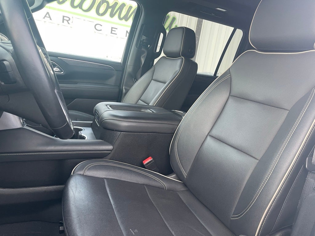 2022 GMC Yukon XL 4WD SLT