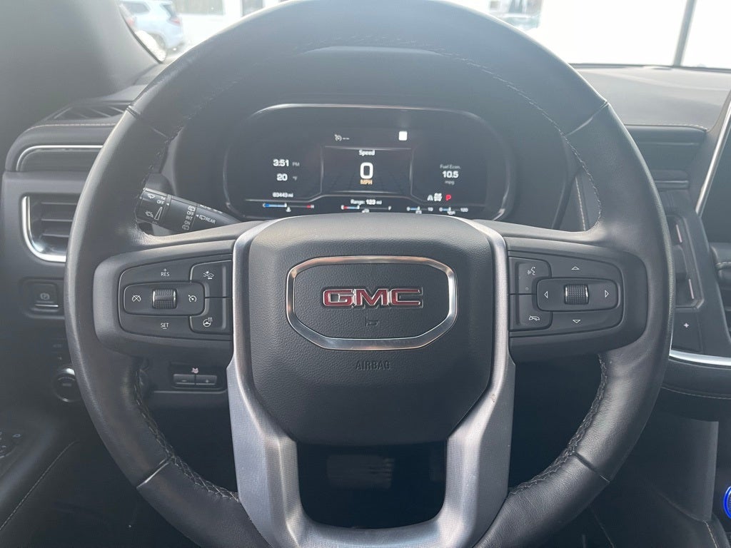 2022 GMC Yukon XL 4WD SLT