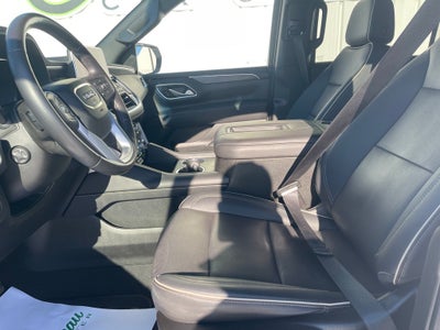 2022 GMC Yukon XL 4WD SLT