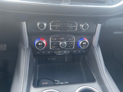 2022 GMC Yukon XL 4WD SLT