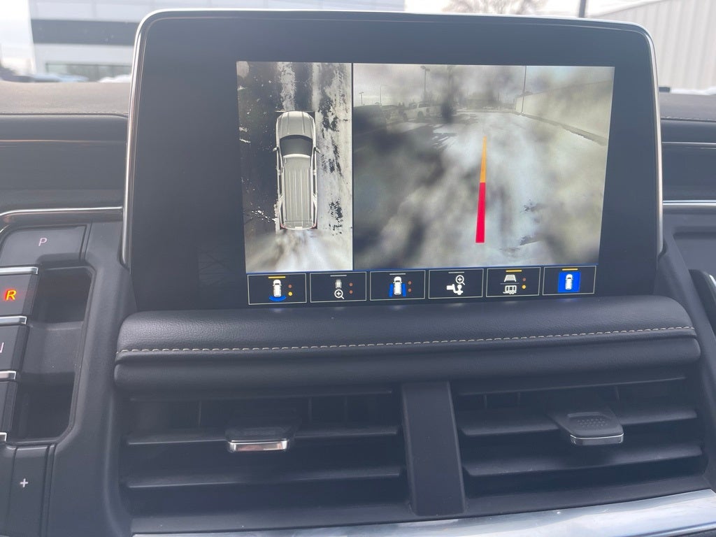 2022 GMC Yukon XL 4WD SLT