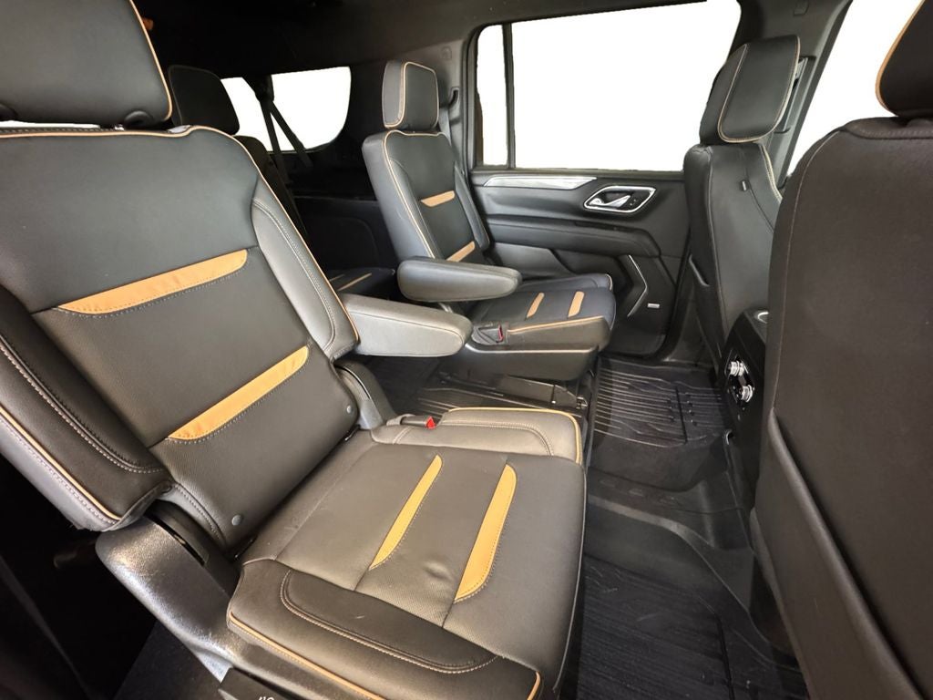 2023 GMC Yukon XL 4WD AT4