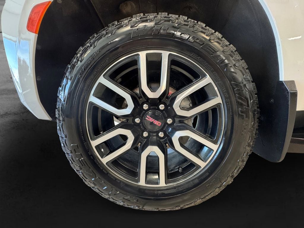 2023 GMC Yukon XL 4WD AT4