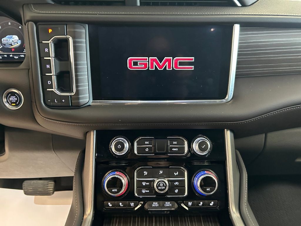 2024 GMC Yukon XL 4WD Denali