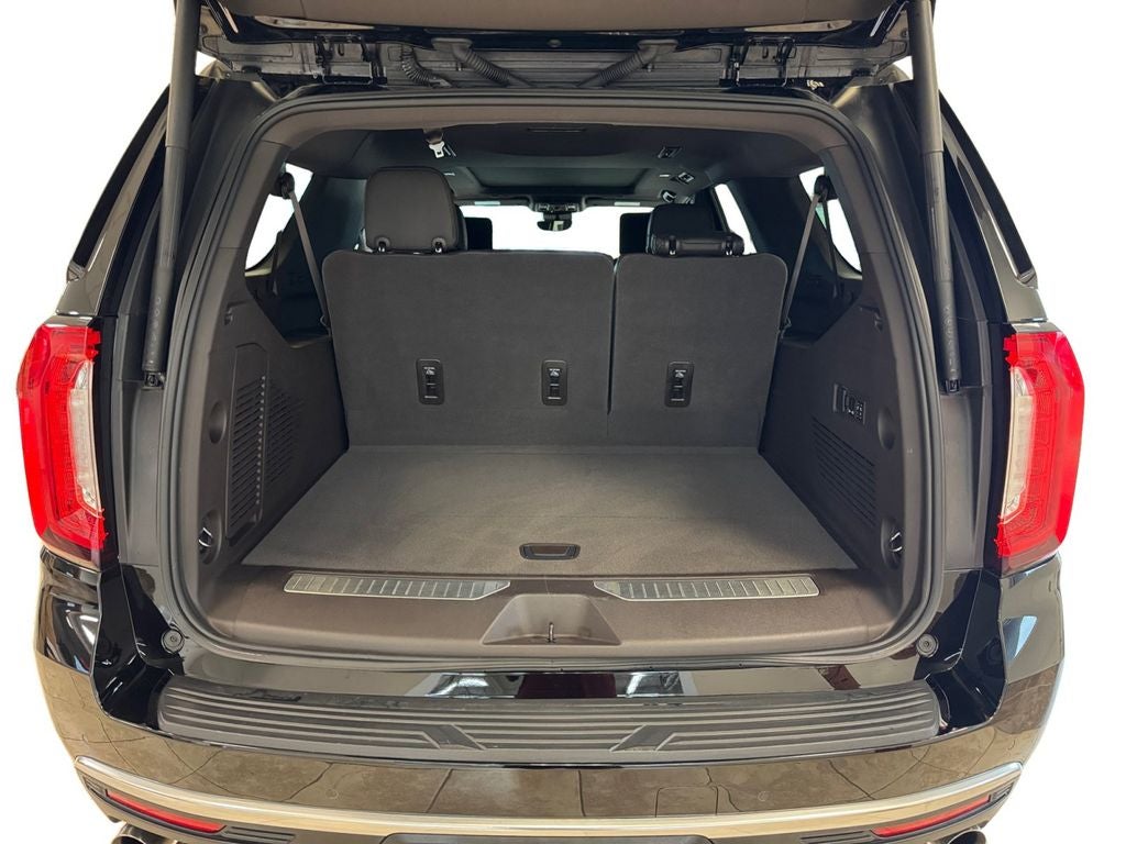 2023 GMC Yukon XL 4WD Denali