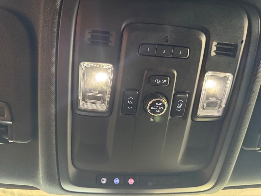 2021 Chevrolet Suburban RST