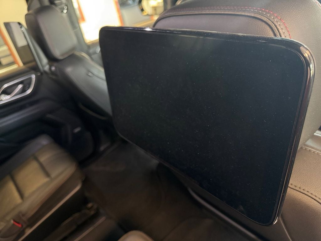 2021 Chevrolet Suburban RST